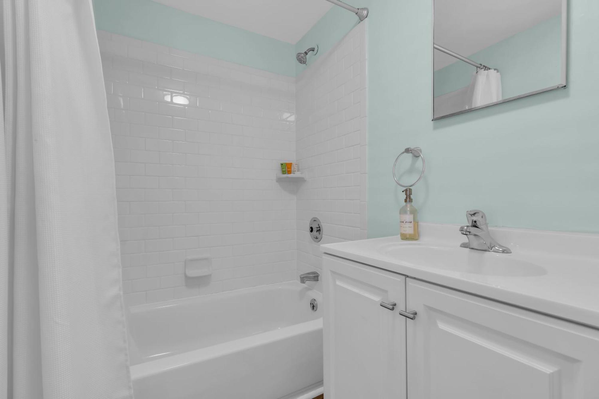 6-Min Walk To Asbury Park & Og Main St - Updated & Cozy Apartment In Historic Ocean Grove - Fire Pit & Patio - Fast Wi-Fi Exterior photo