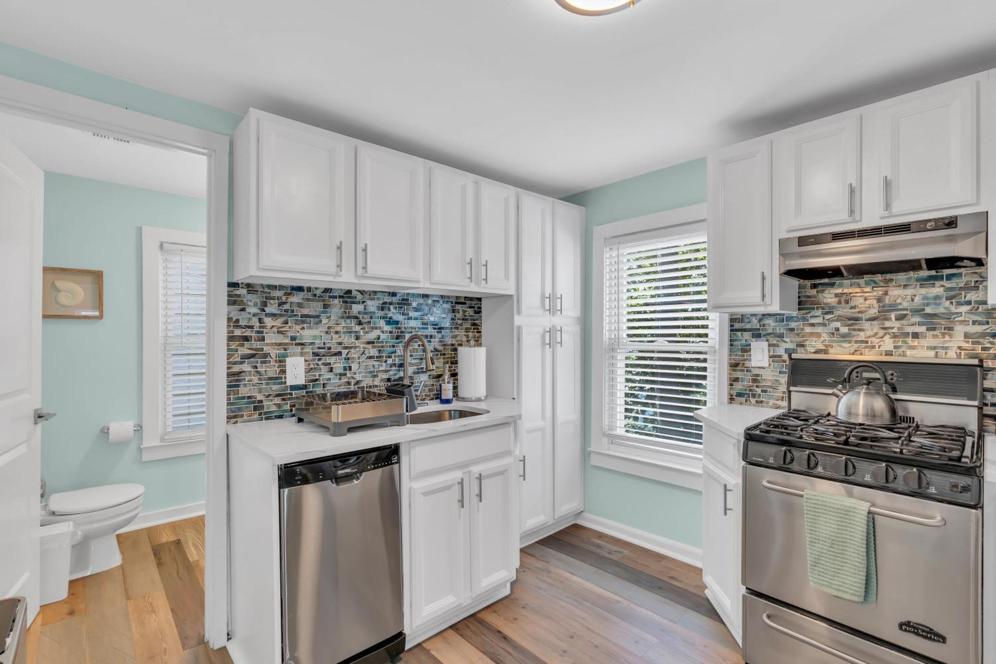 6-Min Walk To Asbury Park & Og Main St - Updated & Cozy Apartment In Historic Ocean Grove - Fire Pit & Patio - Fast Wi-Fi Exterior photo